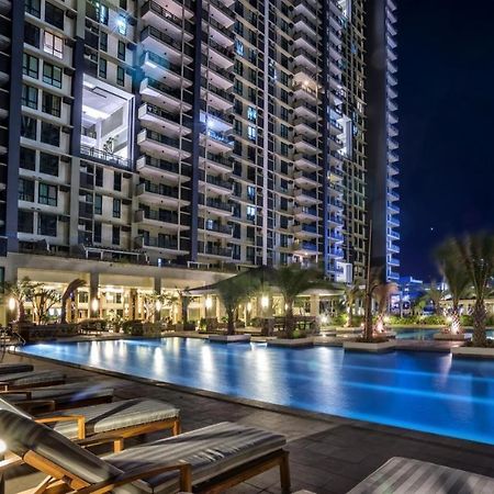 Resort Living Condominium Unit In Metro Manila Exterior photo
