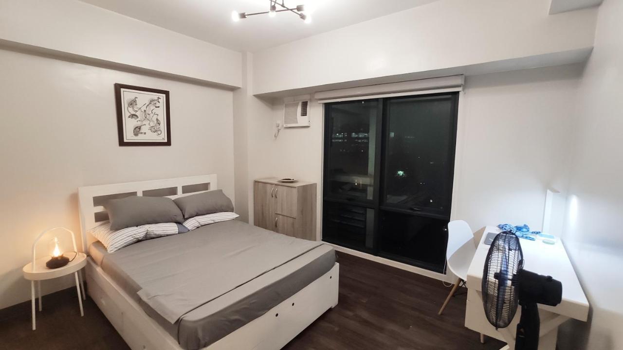 Resort Living Condominium Unit In Metro Manila Exterior photo