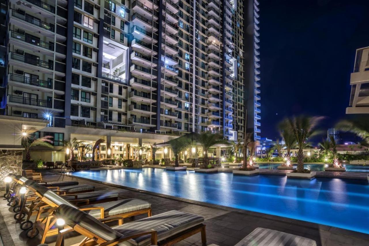 Resort Living Condominium Unit In Metro Manila Exterior photo
