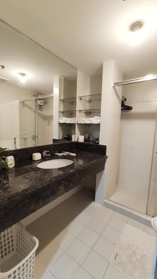 Resort Living Condominium Unit In Metro Manila Exterior photo